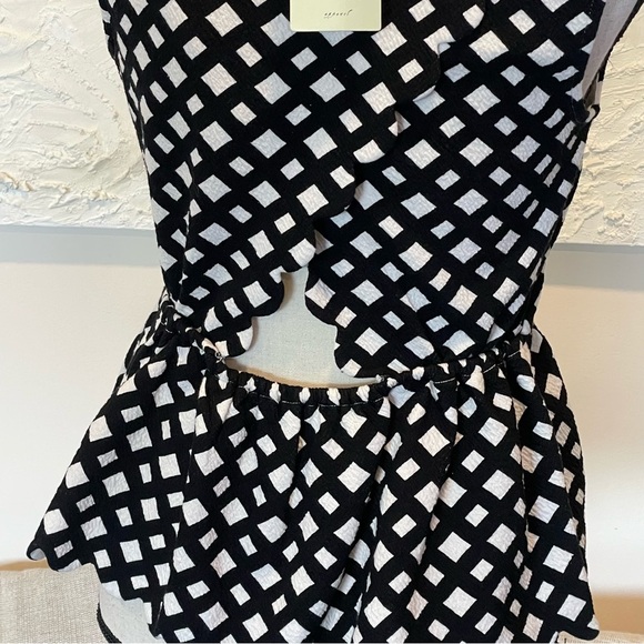 Anthro Postage Stamp Postcard Sleeveless Blouse Ruffle Peplum Black White Sz MP - Picture 7 of 7